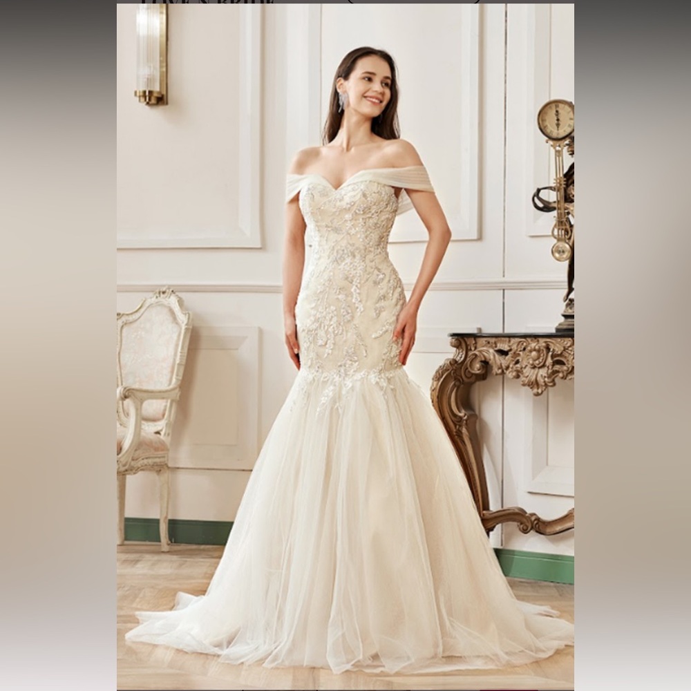 Love N Bride Mermaid Bridal Wedding Dress - Elegant and designer style!